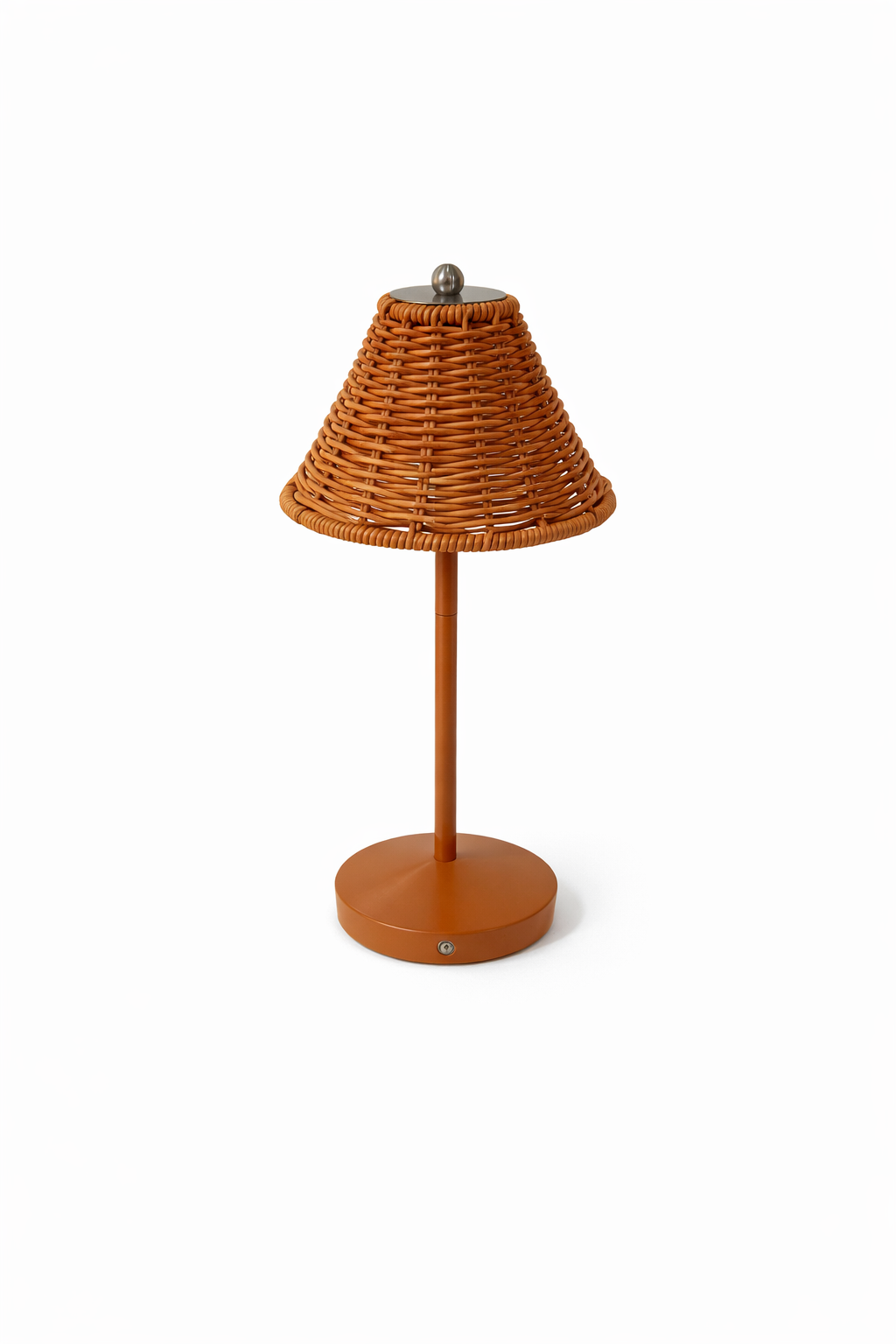 Rattan lamp with terracotta base