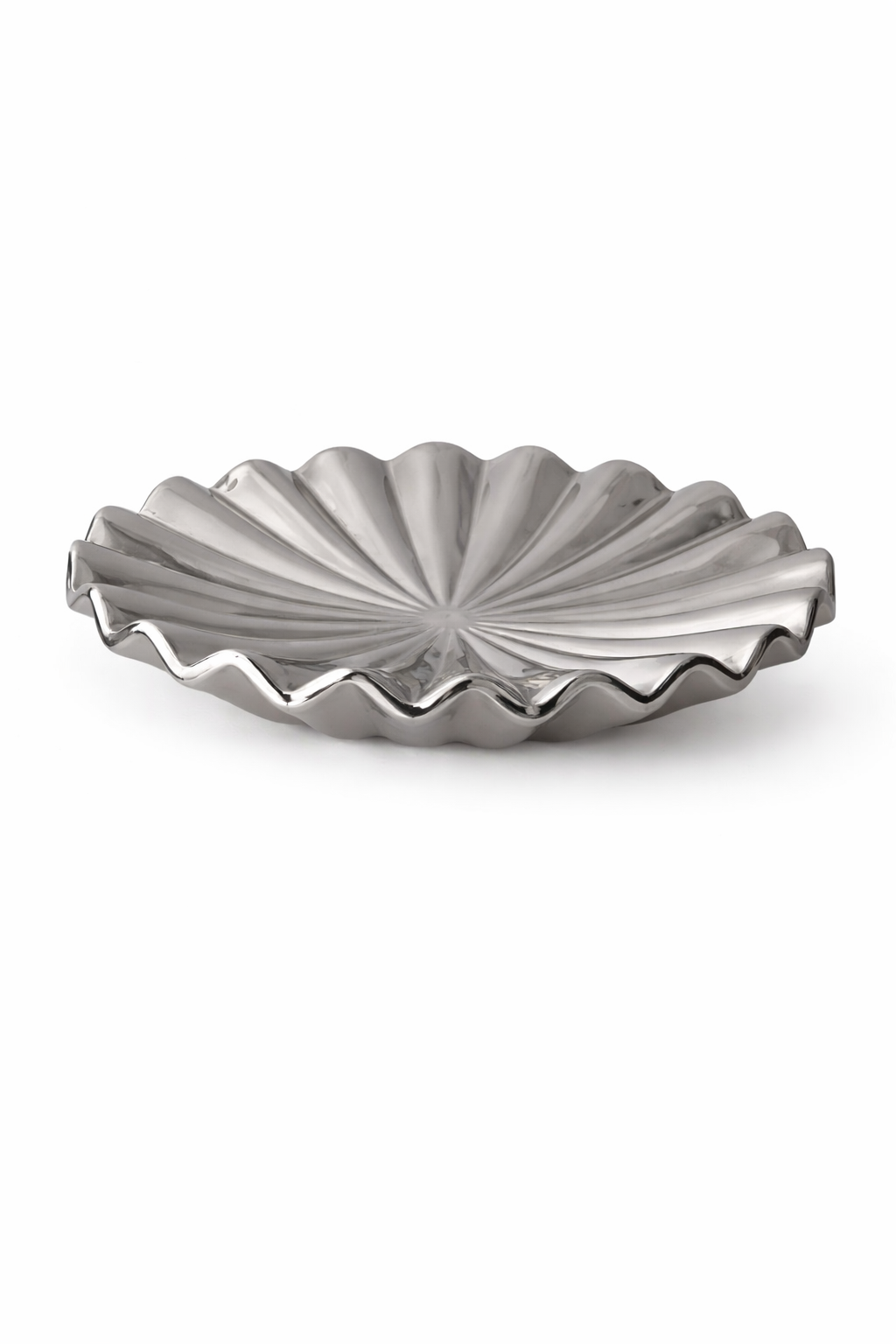 Elegant silver scalloped ceramic bowl