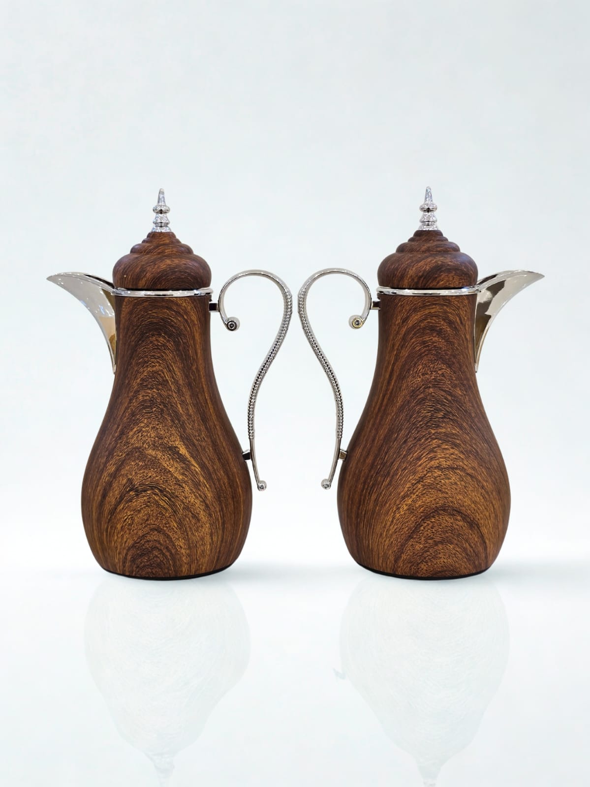 طقم قارورة حرارية من الكروم الداكن ومقبض شفاف